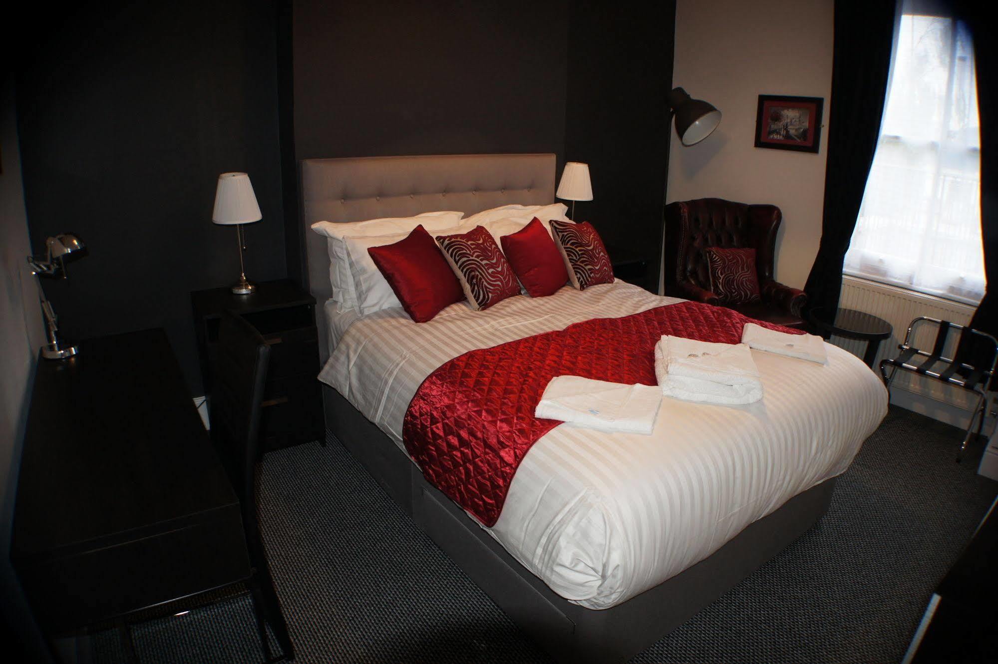Grand Junction Arms Hotel ลอนดอน ภายนอก รูปภาพ